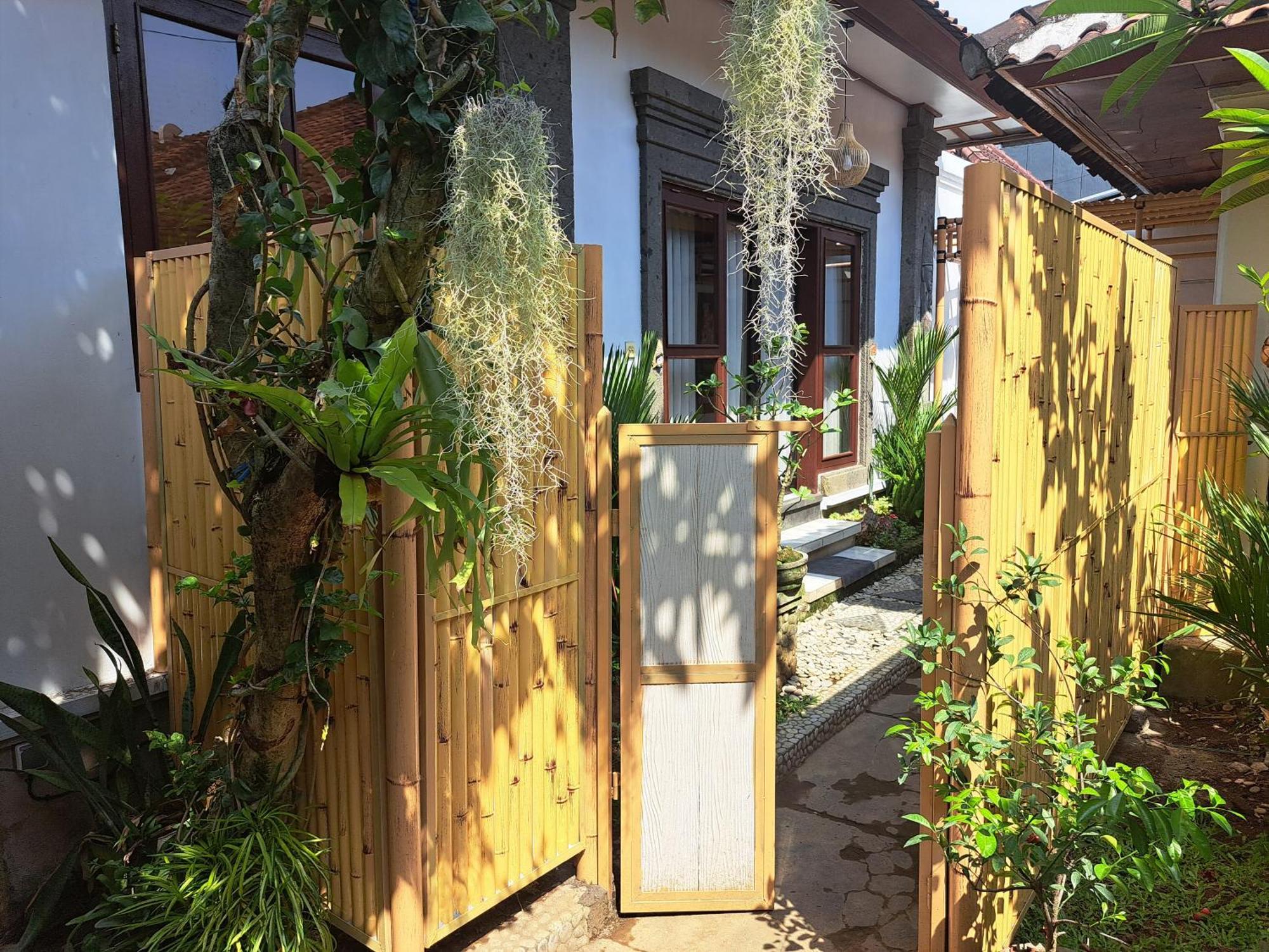 Ascarya Guest House Sanur Esterno foto