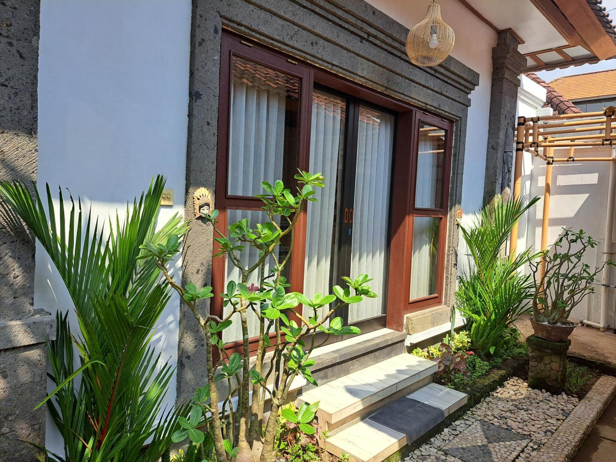 Ascarya Guest House Sanur Esterno foto